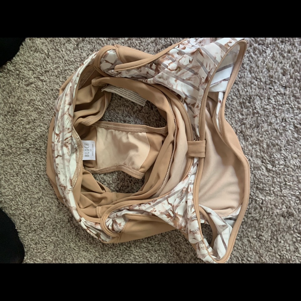 Bloch Adult Medium leotard - Picture 3 of 5